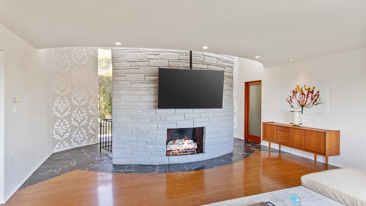 Photo of Livingroom in Rossmoyne
