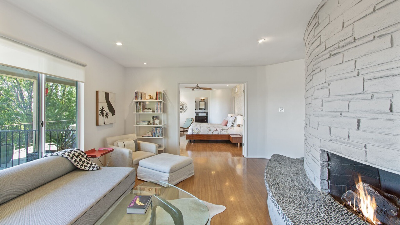Photo of Livingroom in Rossmoyne