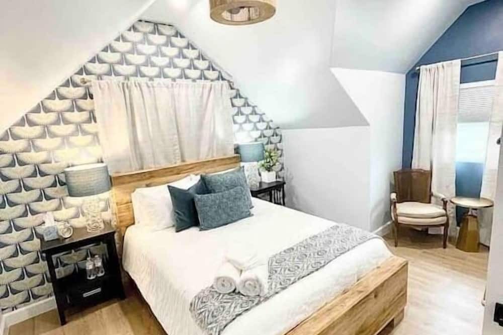 Photo of Others in Parker Ridge