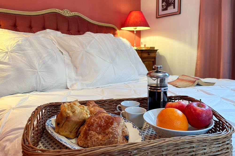 Photo of Bedroom in Quesnoy-le-Montant