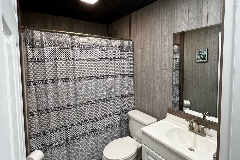 Photo of Bathroom in Natural Dam