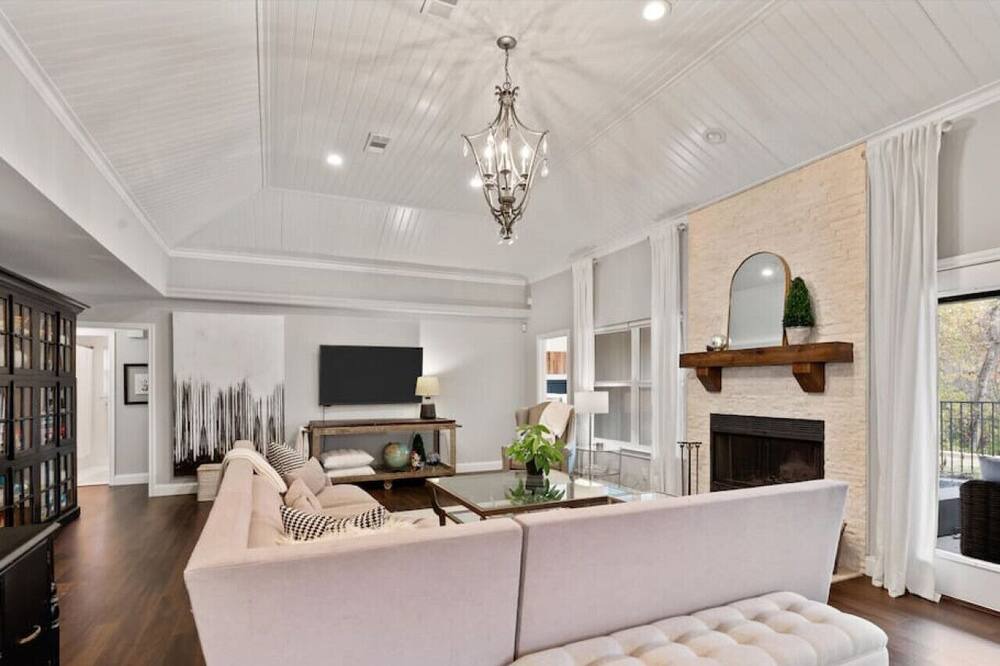 Photo of Bedroom in South Arlington