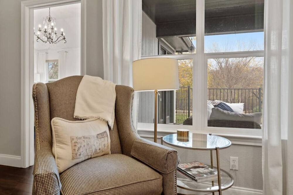 Photo of Bedroom in South Arlington