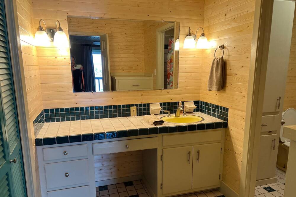 Photo of Bathroom in Negreet