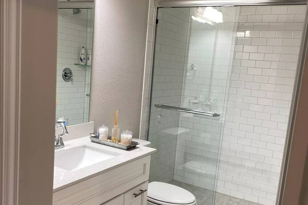 Photo of Bathroom in Frisco
