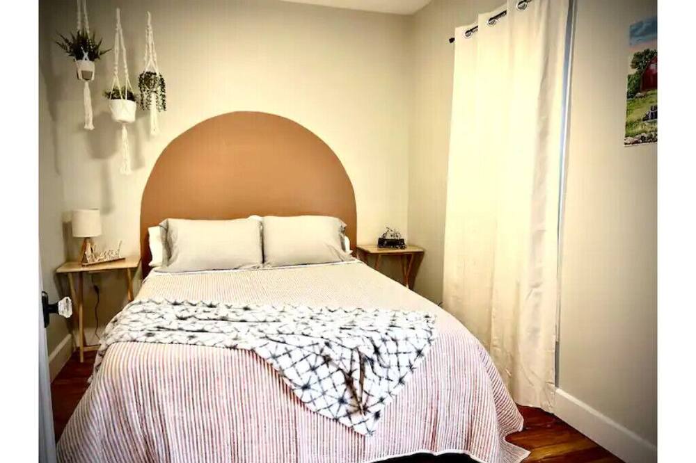 Photo of Bedroom in Mifflinburg