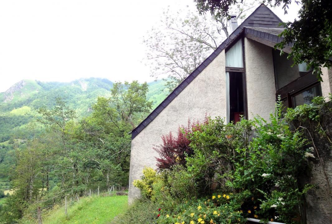 Photo of Outdoor in Louvie-Soubiron