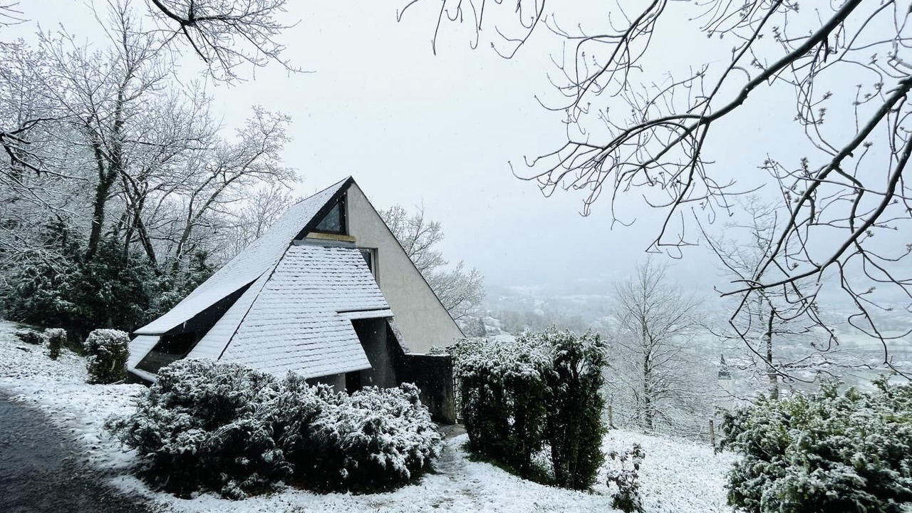 Photo of Outdoor in Louvie-Soubiron