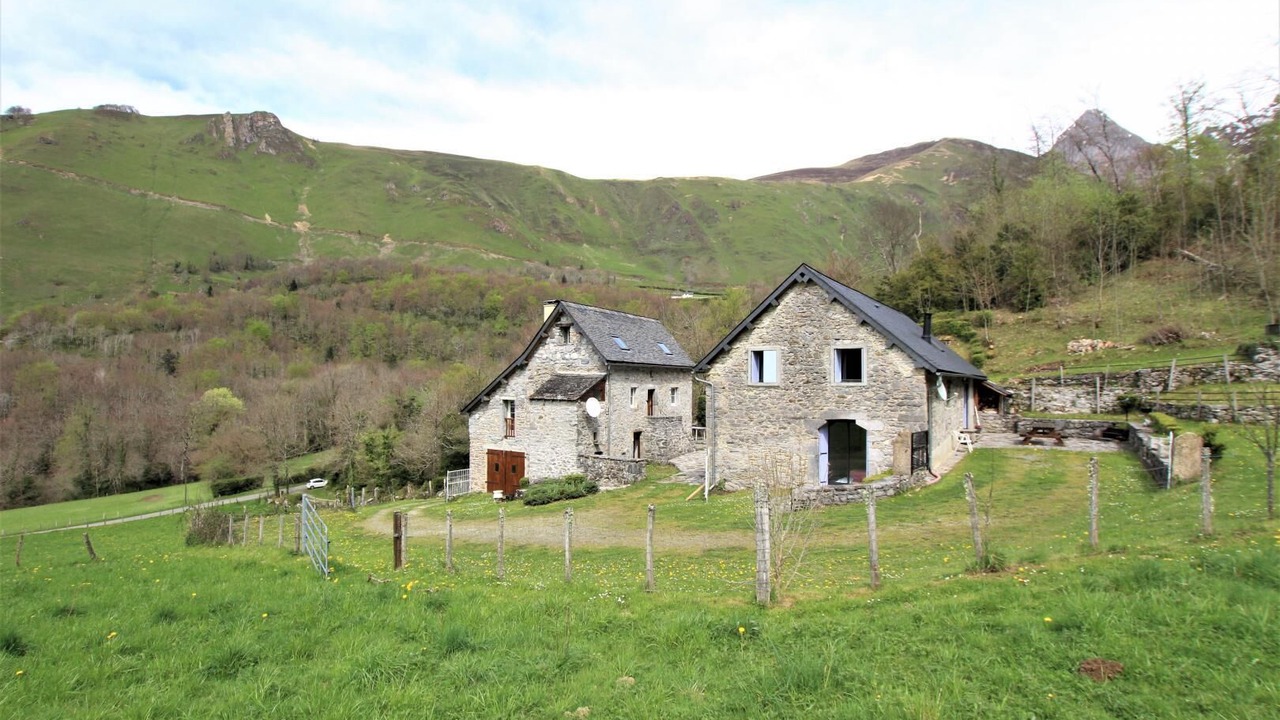 Photo of Outdoor in Accous