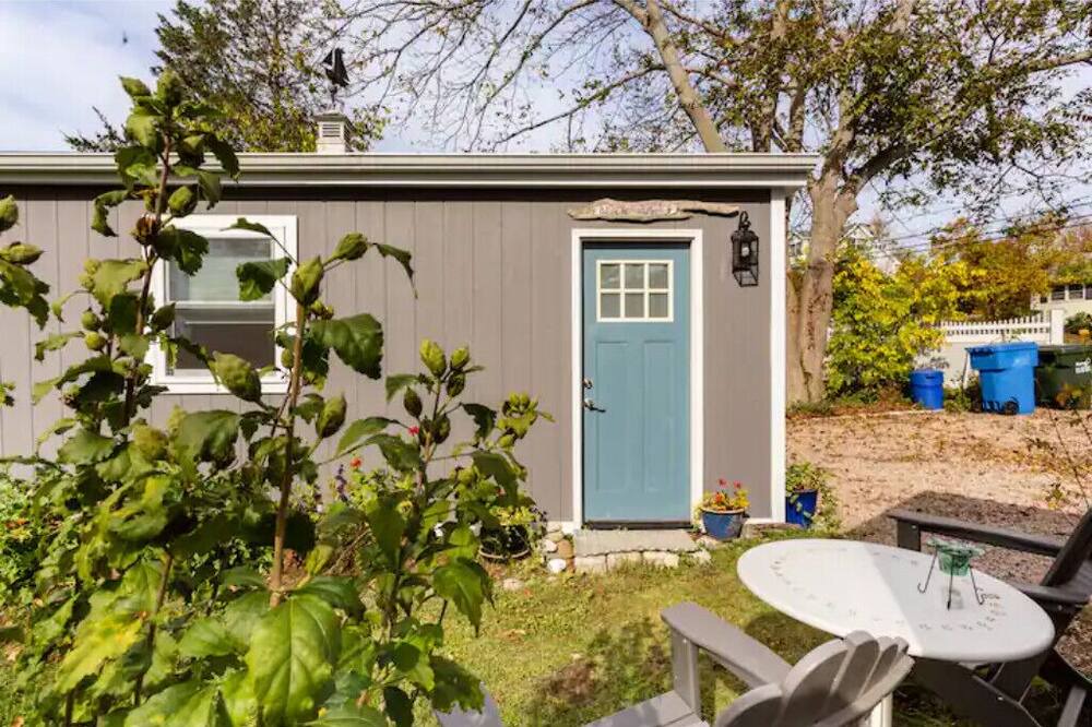 Photo of Outdoor in Guilford