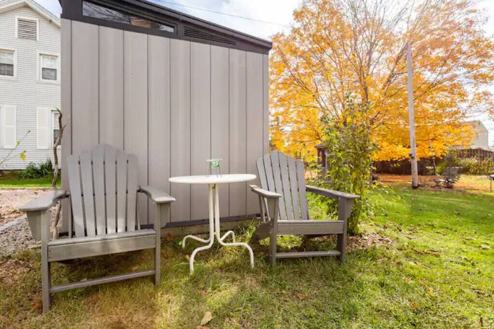 Photo of Outdoor in Guilford