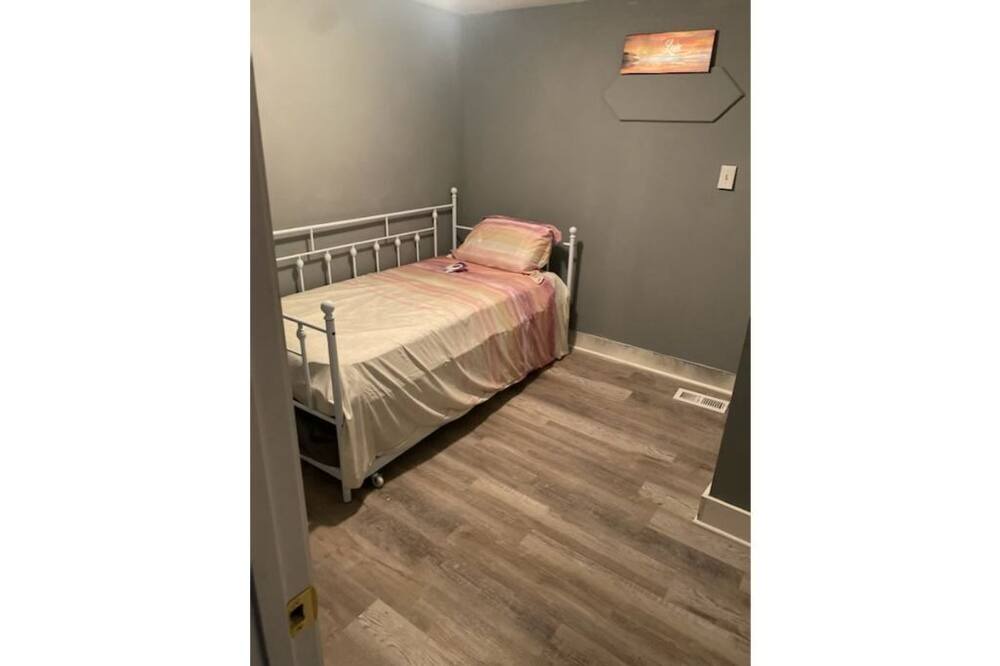 Photo of Bedroom in Griffin