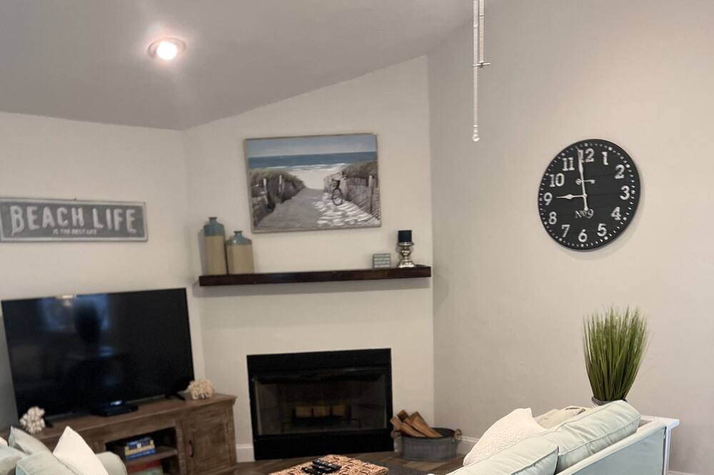 Photo of Livingroom in Kings Lake