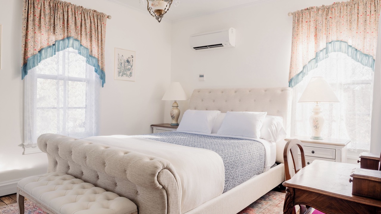 Photo of Bedroom in Williamsburg