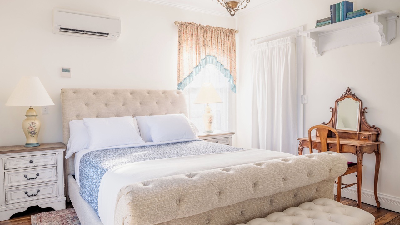 Photo of Bedroom in Williamsburg