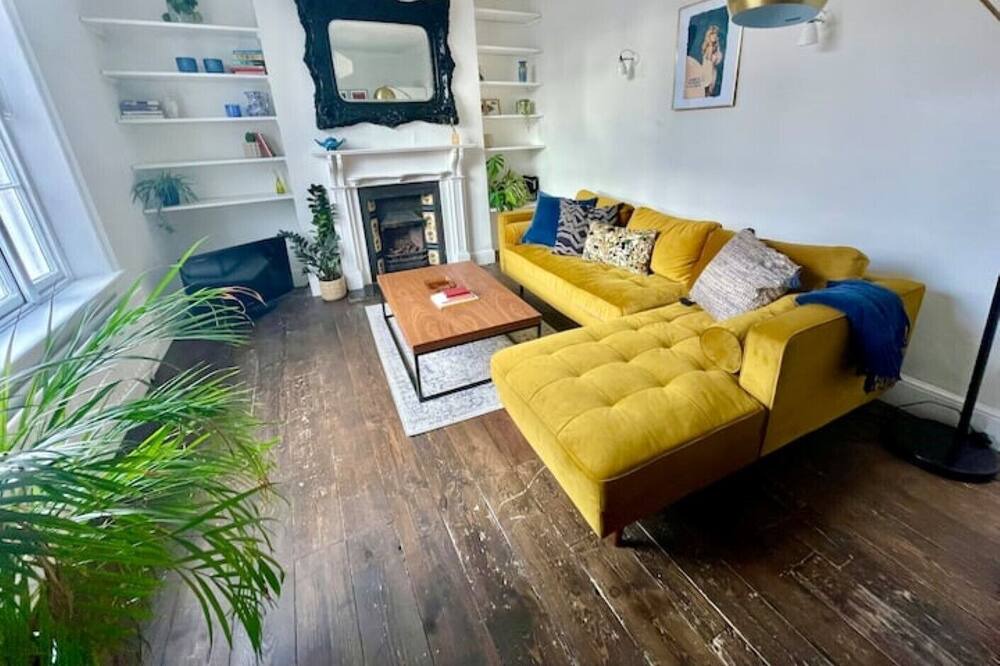 Photo of Livingroom in Dalston
