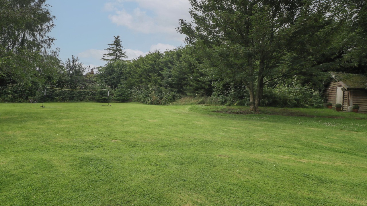 Photo of Others in Little Cowarne