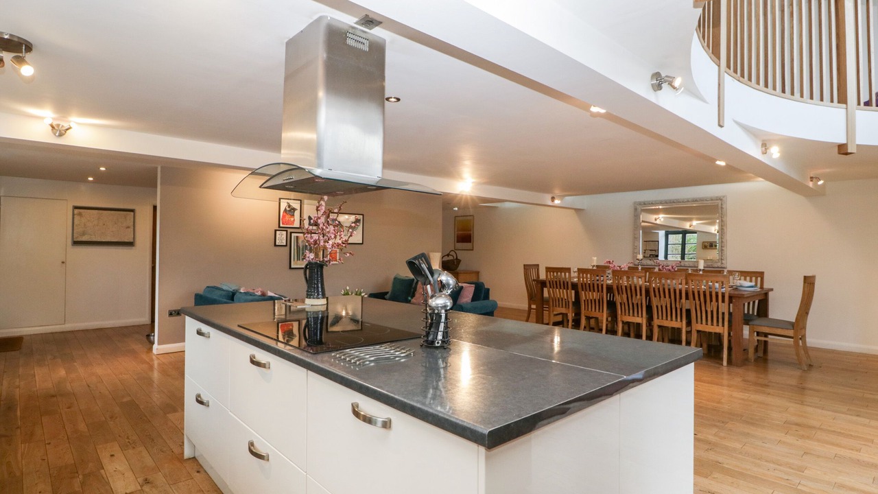 Photo of Others in Little Cowarne