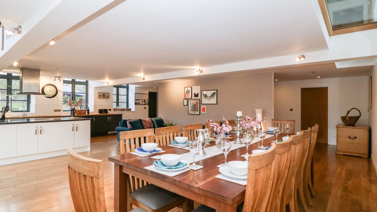 Photo of Others in Little Cowarne