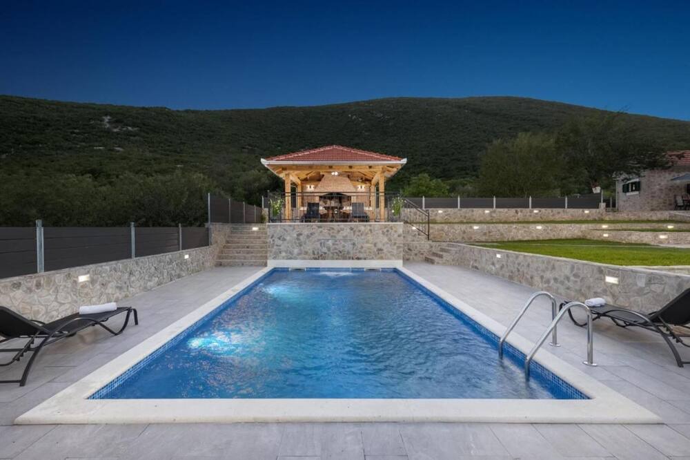 Photo of Outdoor in Sinj