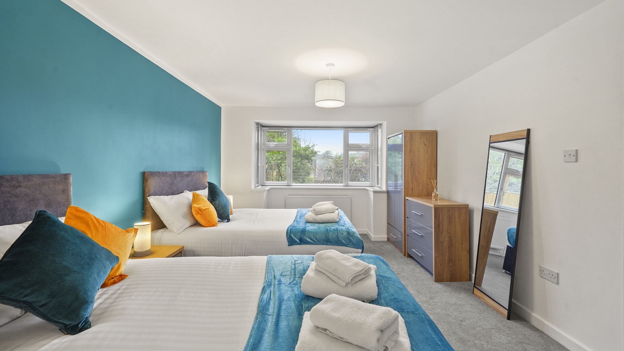 Photo of Others in High Barnet