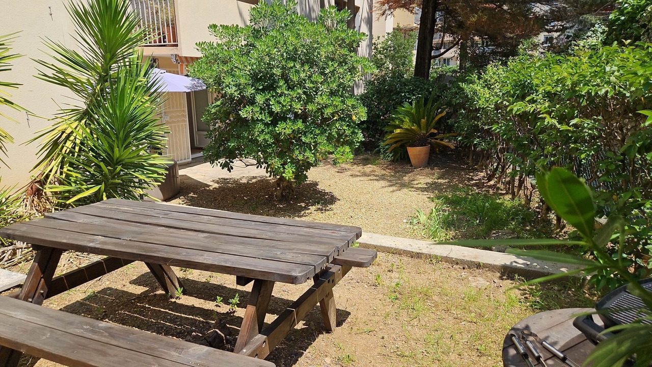 Photo of Outdoor in Lemasson
