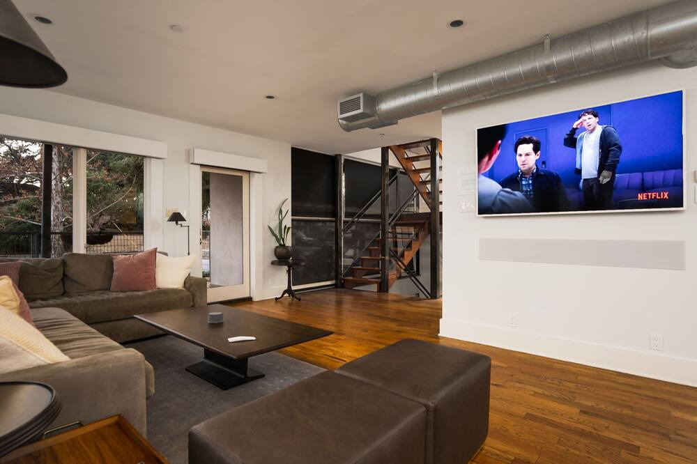 Photo of Livingroom in Uptown