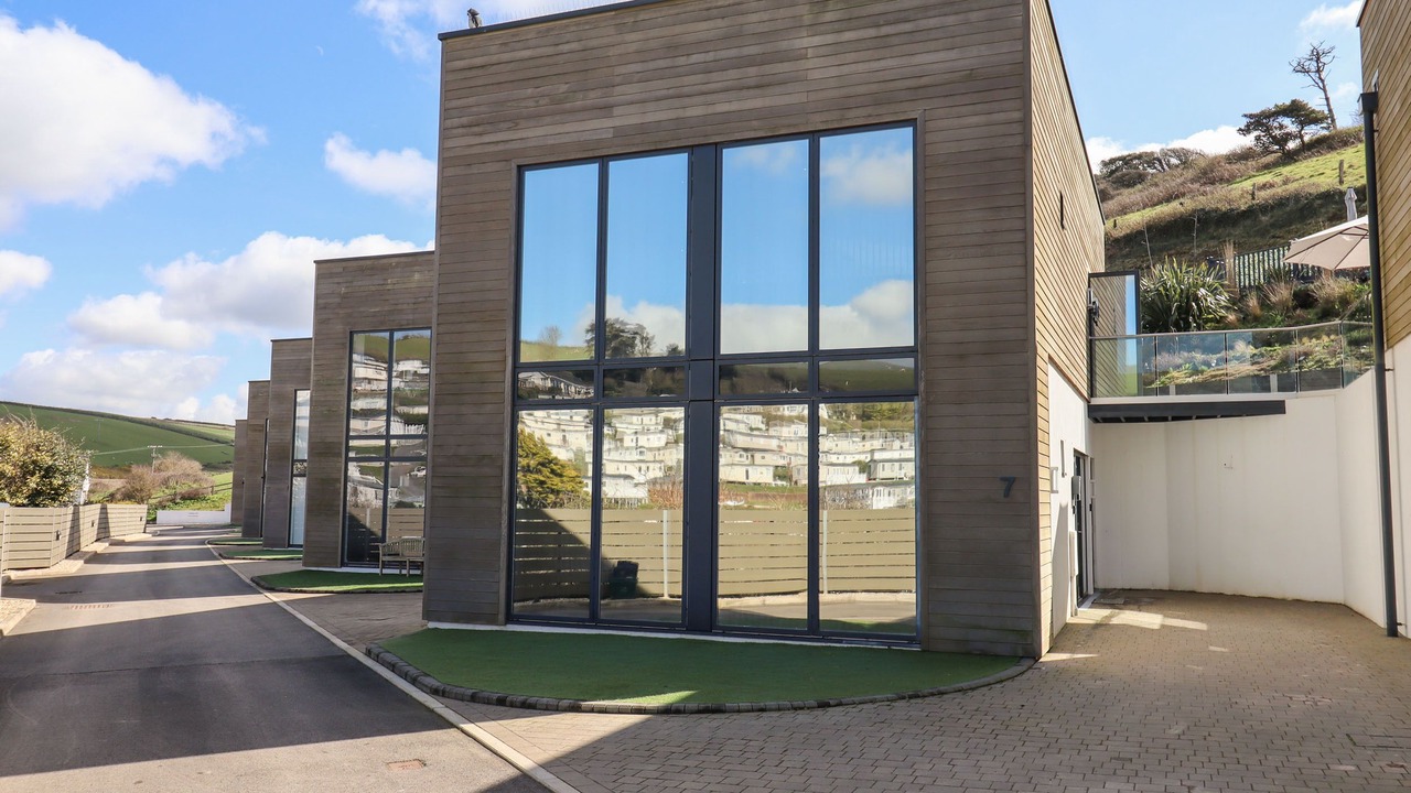 Photo of Others in Challaborough