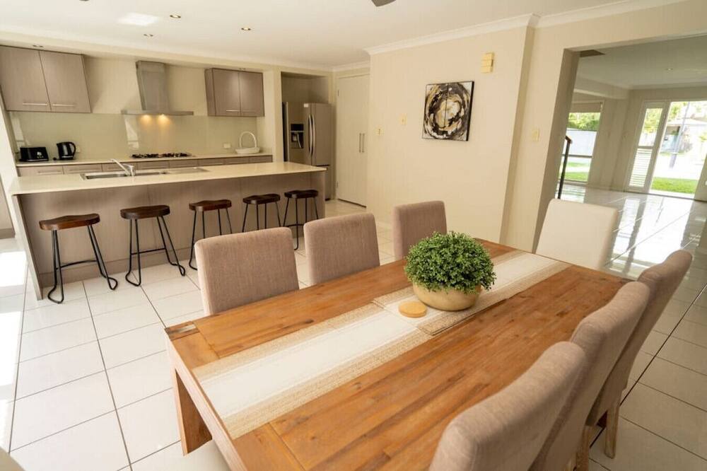 Photo of Others in Biggera Waters