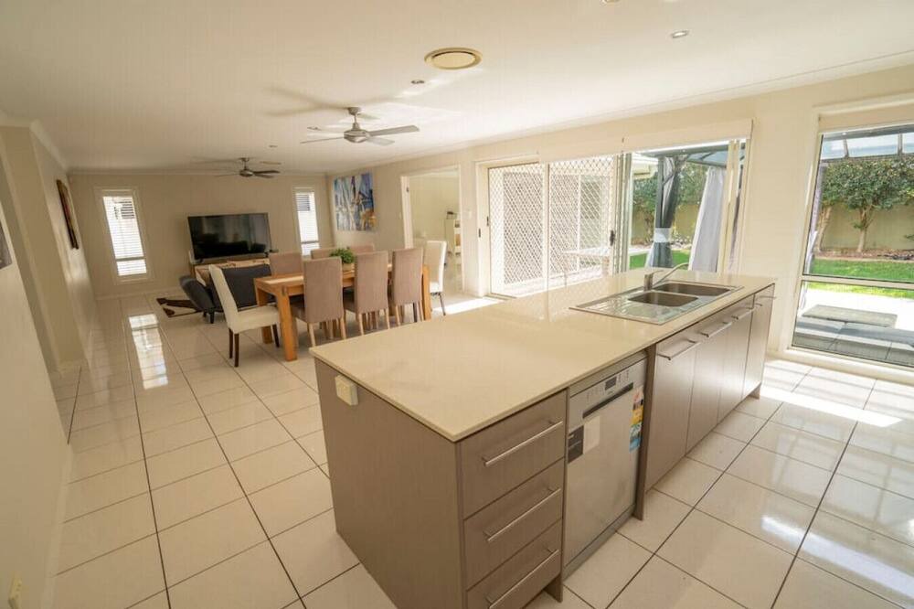 Photo of Others in Biggera Waters