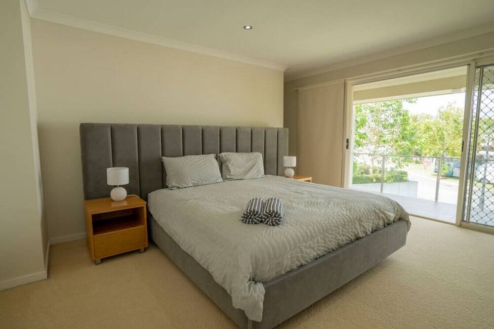 Photo of Others in Biggera Waters