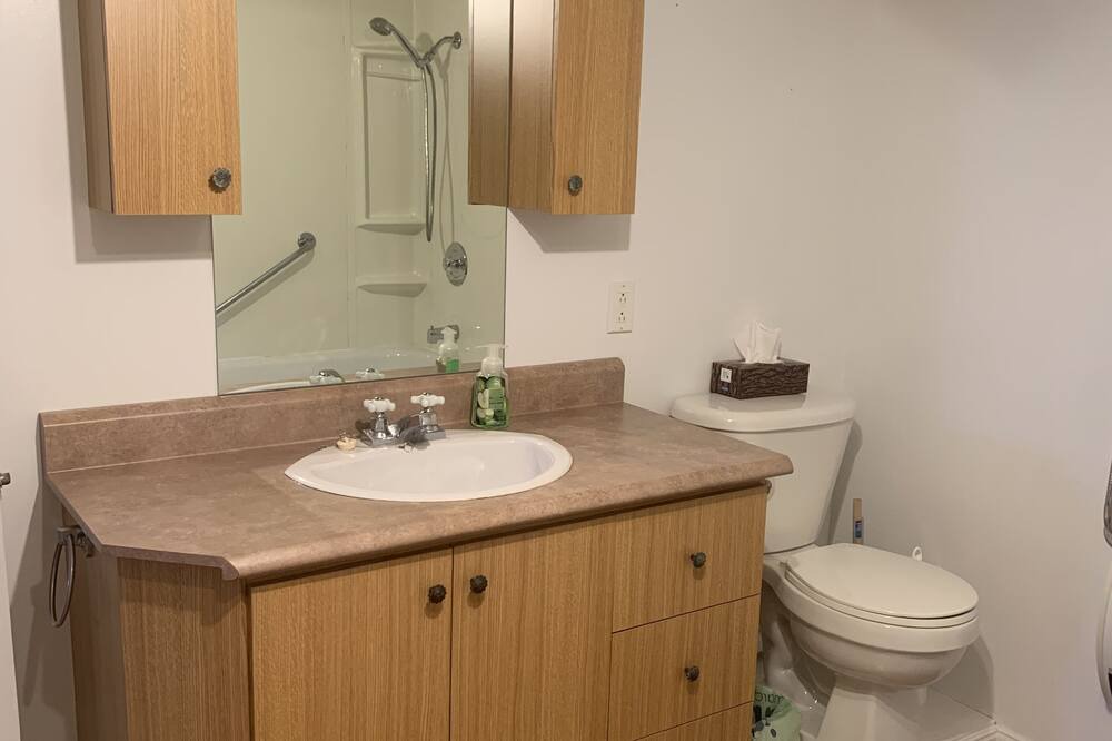 Photo of Bathroom in Riviere-au-Renard