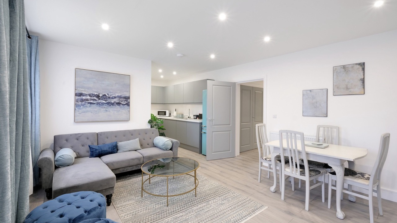 Photo of Others in Yiewsley