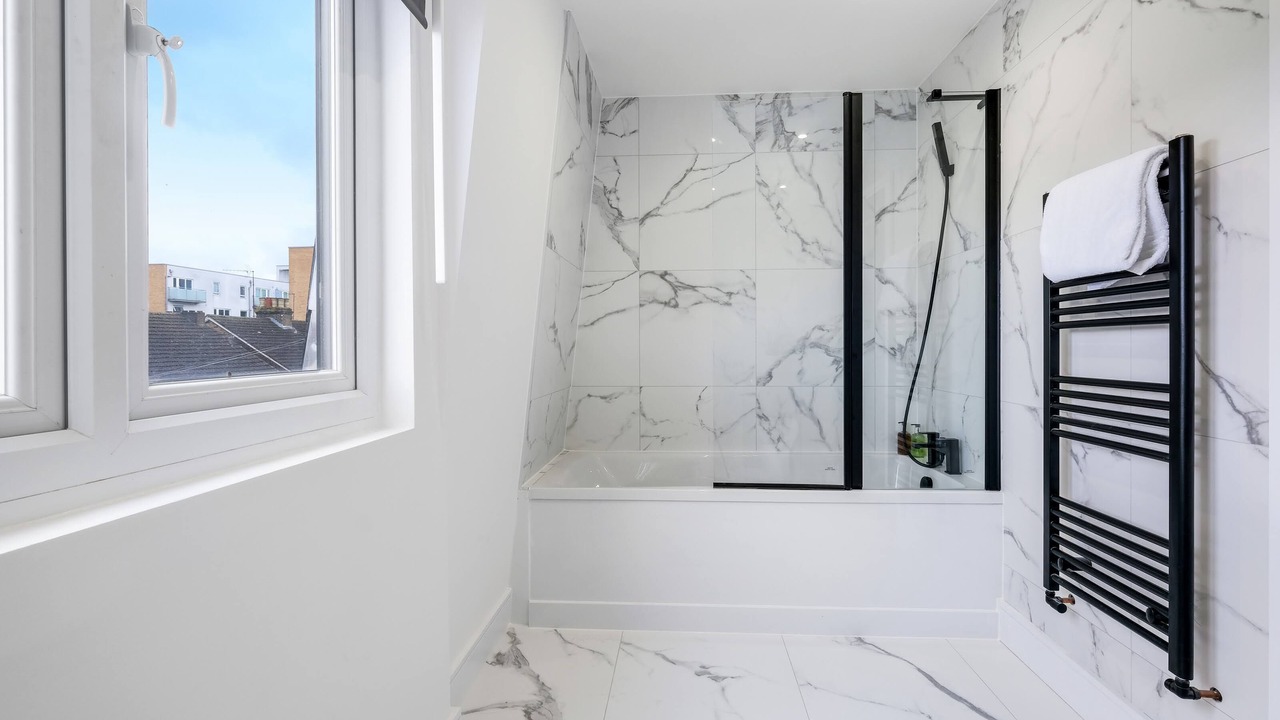 Photo of Bathroom in Yiewsley