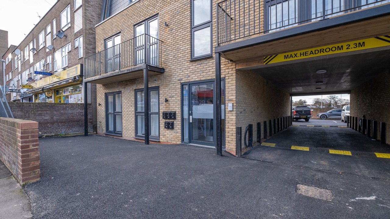 Photo of Outdoor in Yiewsley