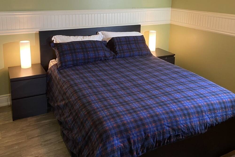Photo of Bedroom in Val-des-Monts