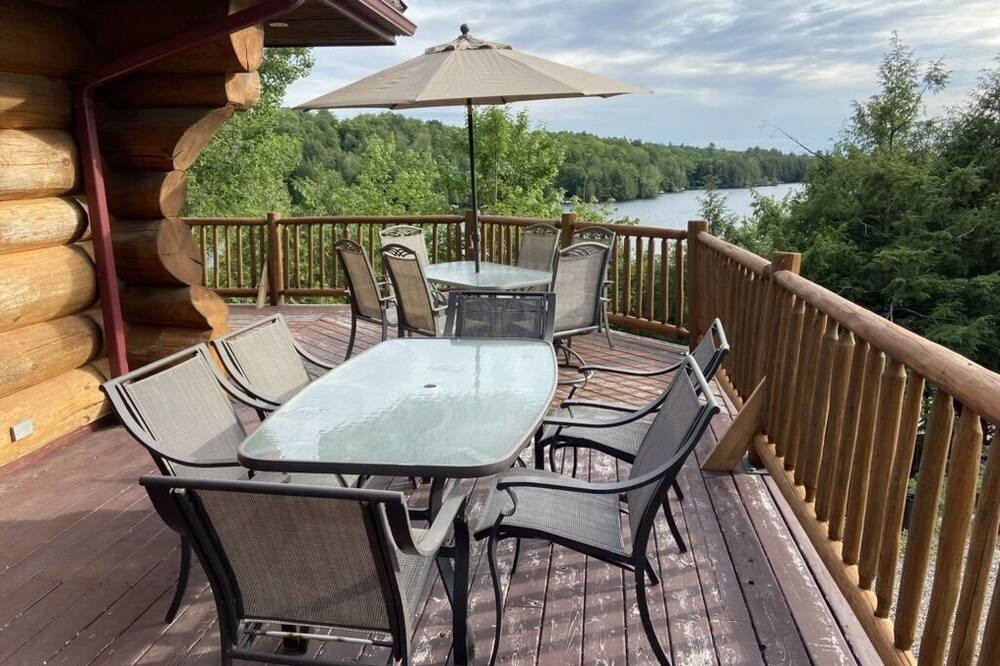Photo of Outdoor in Val-des-Monts