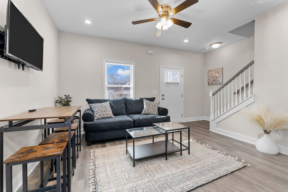 Photo of Livingroom in East Durham