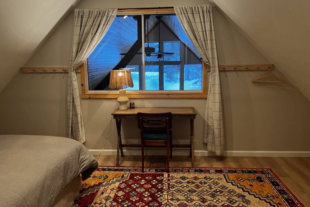 Photo of Bedroom in Kingvale