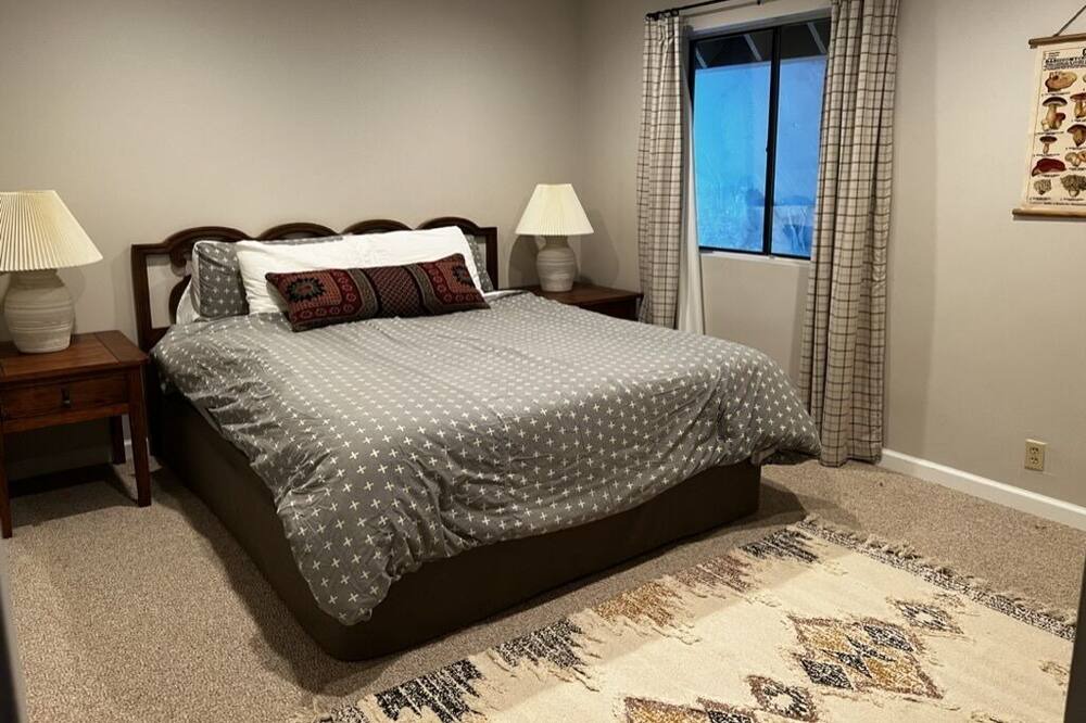 Photo of Bedroom in Kingvale
