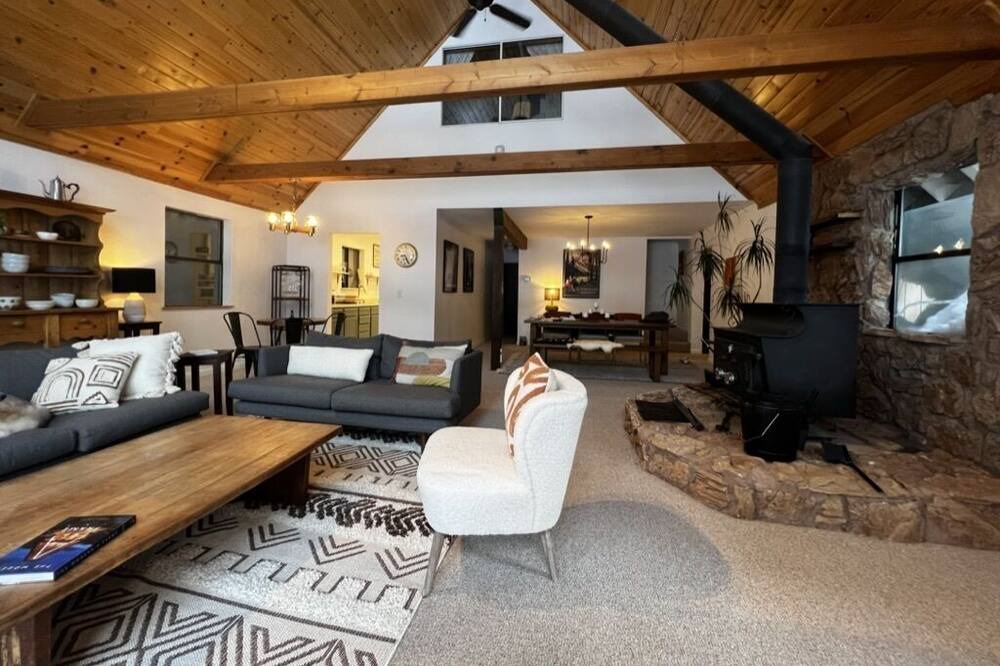 Photo of Livingroom in Kingvale