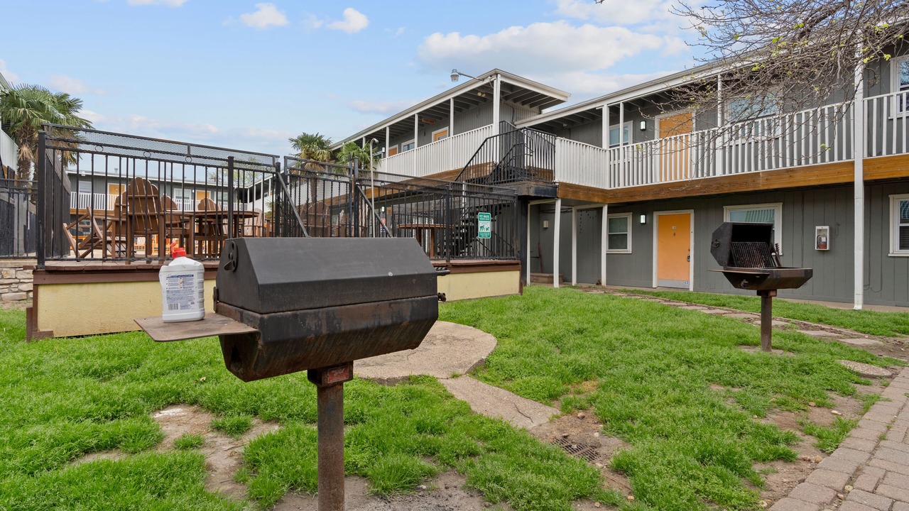 Photo of Outdoor in Cherrywood