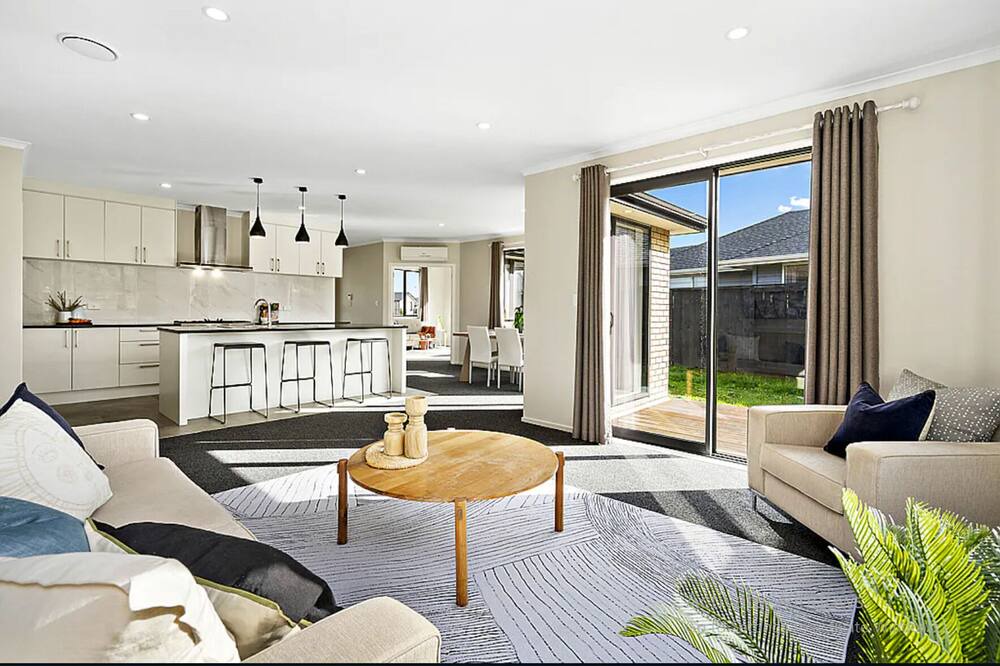 Photo of Livingroom in Cambridge