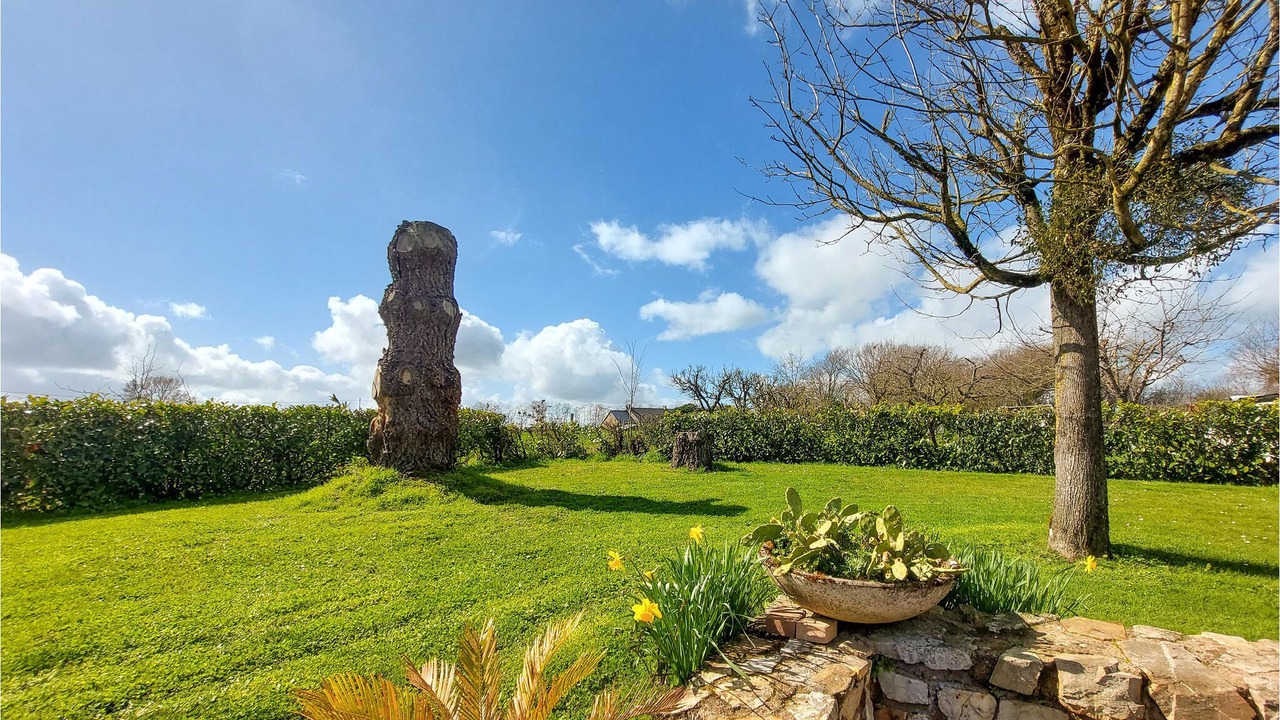 Photo of Outdoor in Erbray
