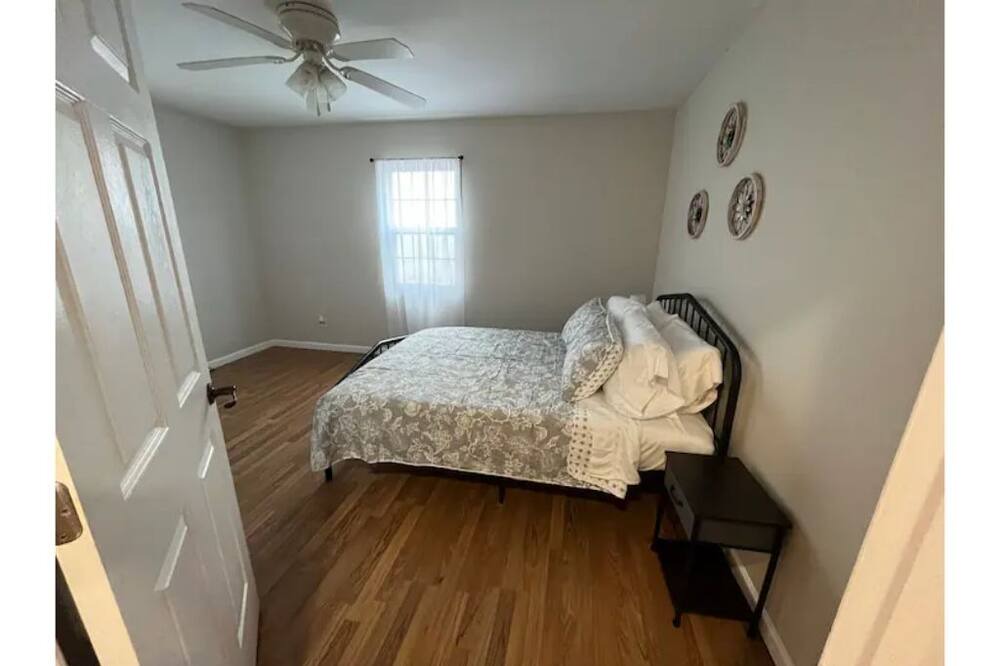Photo of Bedroom in Saint Andrews