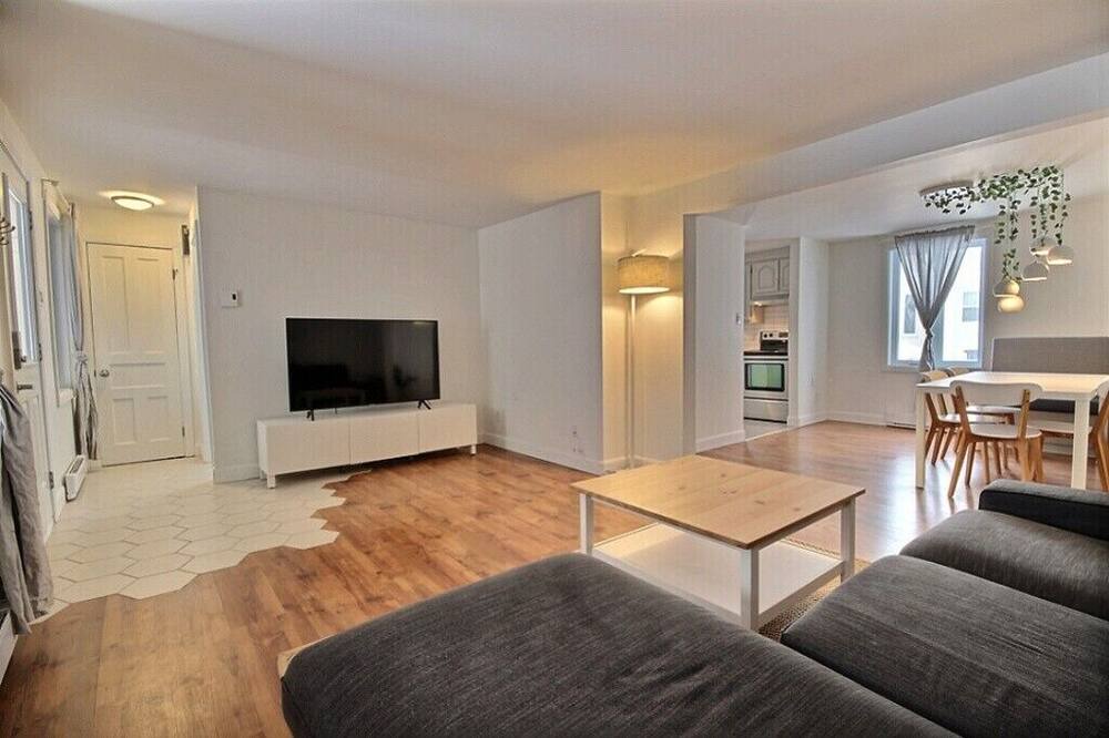 Photo of Livingroom in Village-des-Hurons