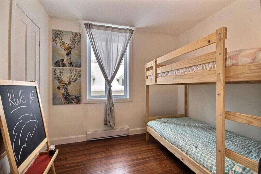 Photo of Bedroom in Village-des-Hurons