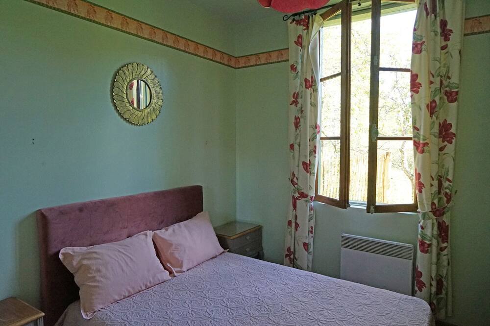 Photo of Bedroom in Prats-de-Mollo-la-Preste
