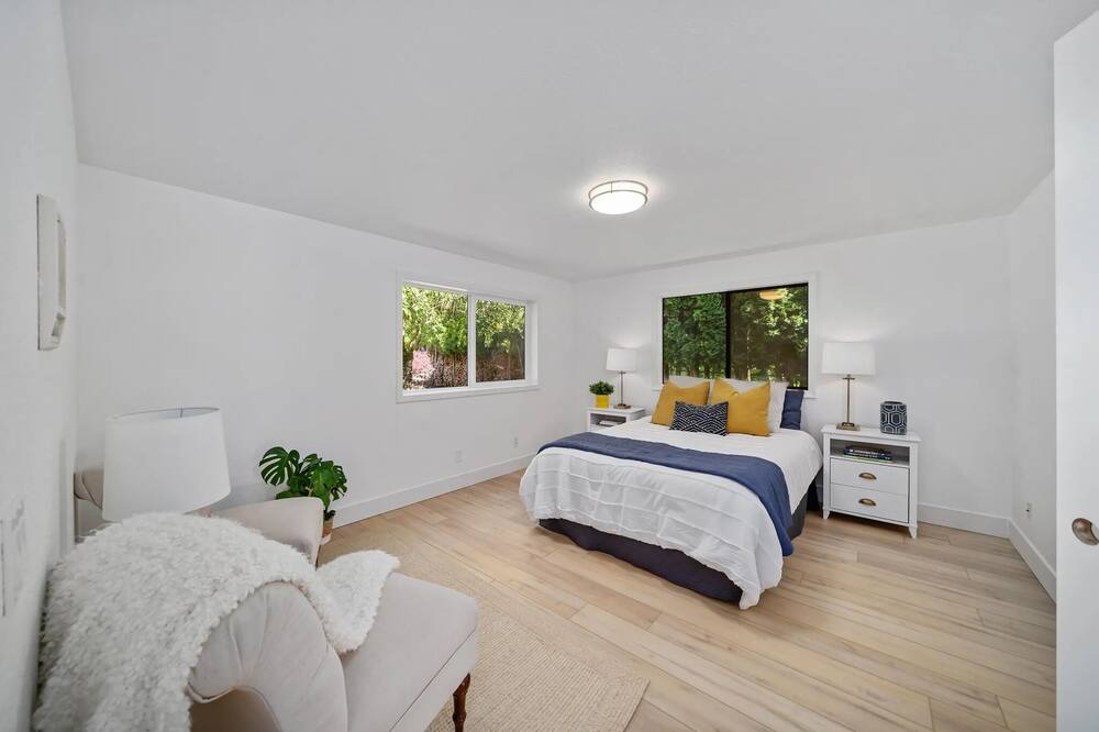 Photo of Others in Olympia