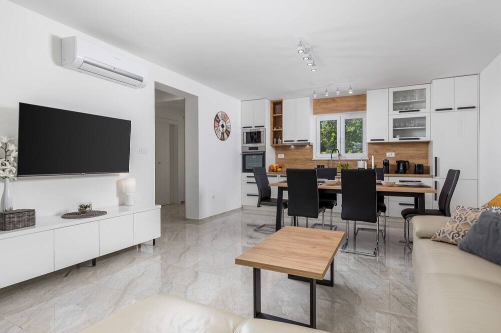 Photo of Livingroom in Pinezici